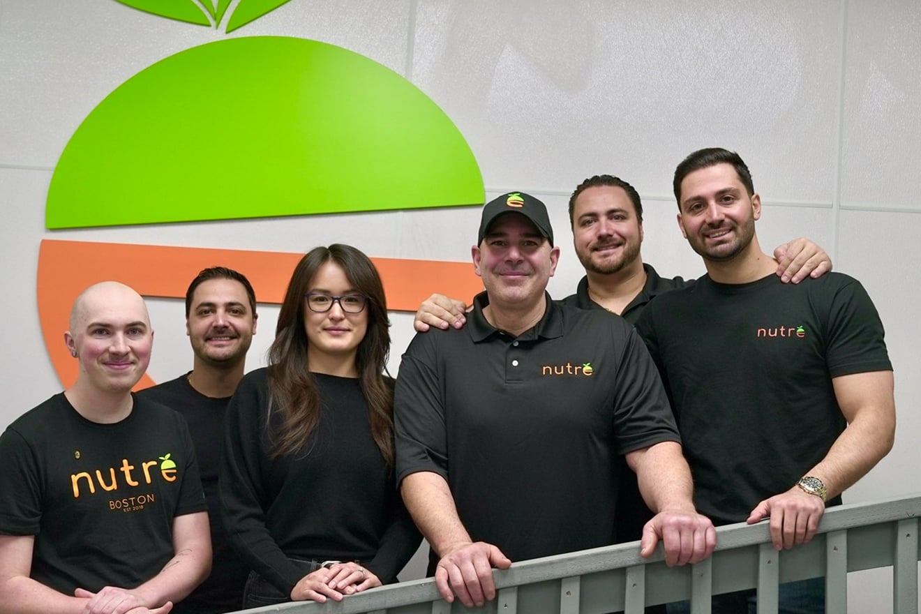 Nutré team group photo